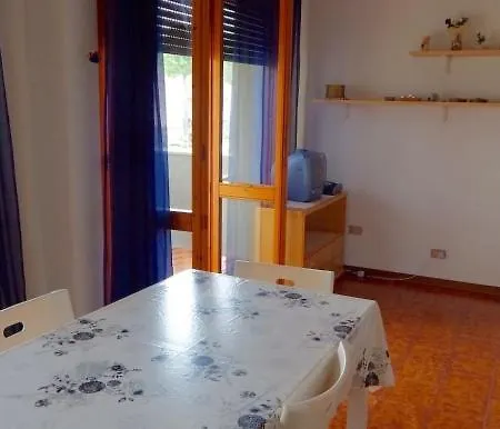 M089 - Marcelli, Trilocale Con Terrazzo A 30mt Dal Mare Apartamento Marcelli